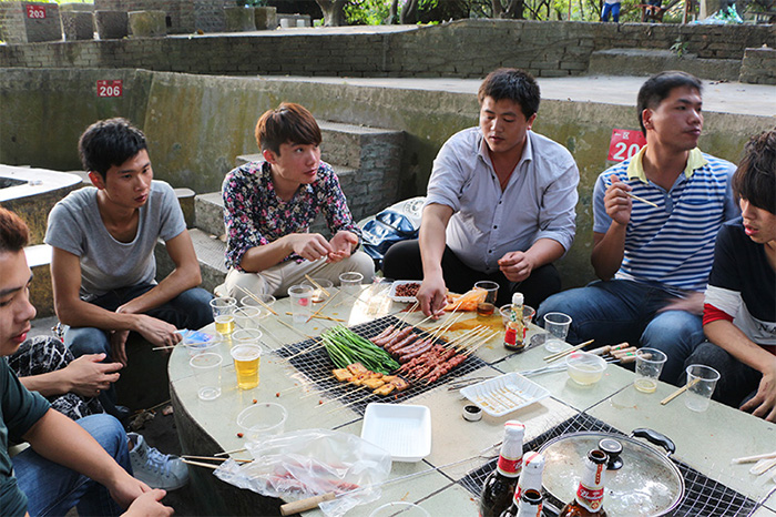 圣元變壓器11月團隊戶外燒烤活動