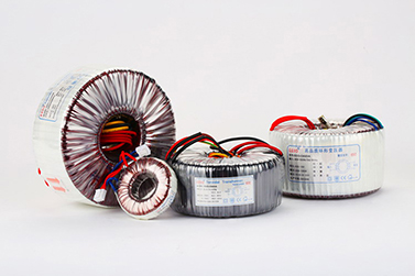 圣元多規(guī)格環(huán)形變壓器