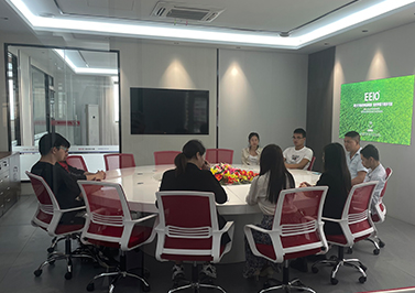 環(huán)形變壓器工廠生產(chǎn)部門(mén)每日例會(huì)